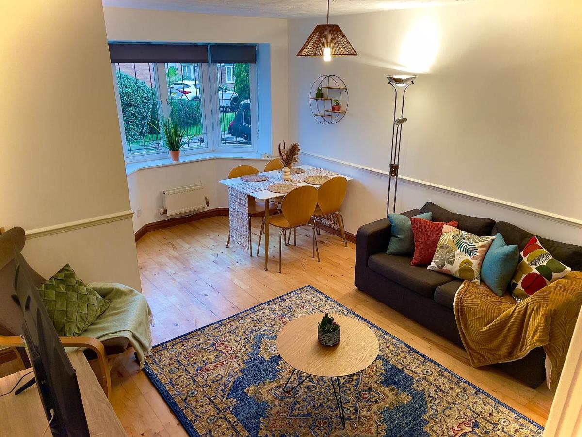 Charming Home In Wellingborough Eksteriør bilde
