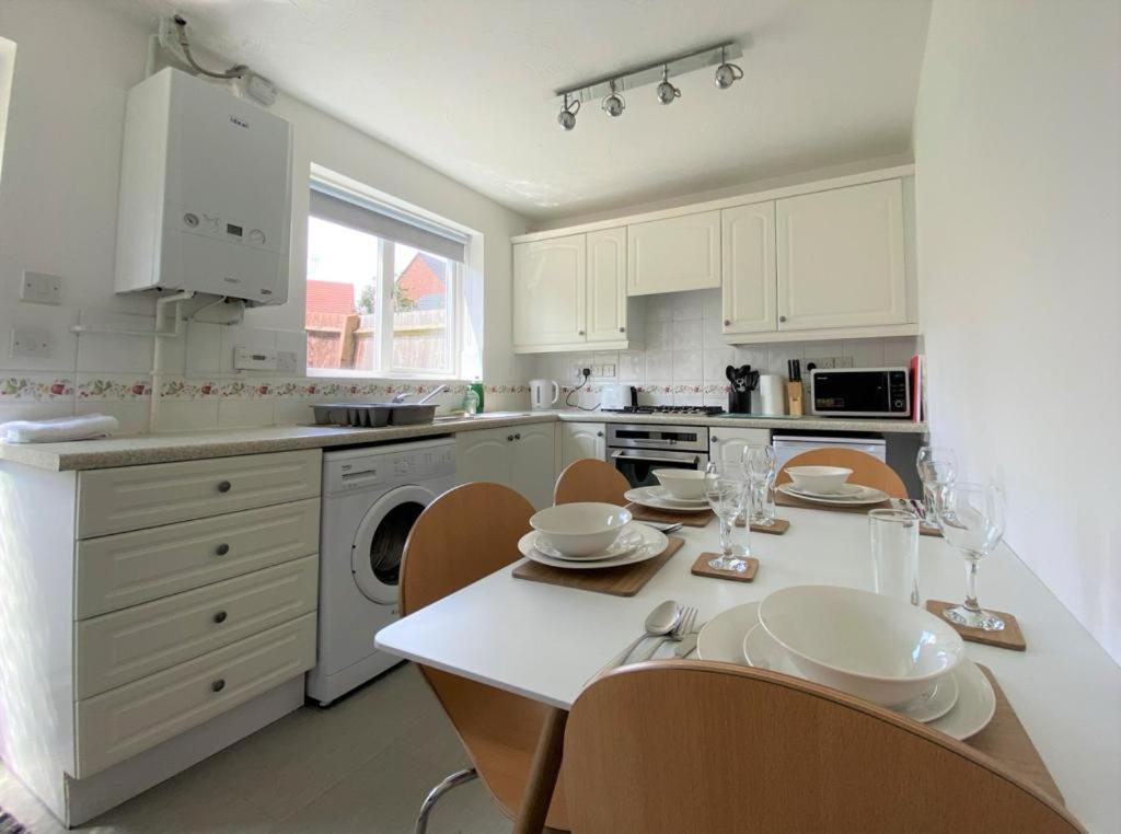 Charming Home In Wellingborough Eksteriør bilde